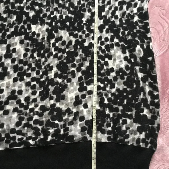 Laura Petites Women’s Black White Block Sweater Top size M - Picture 6 of 6